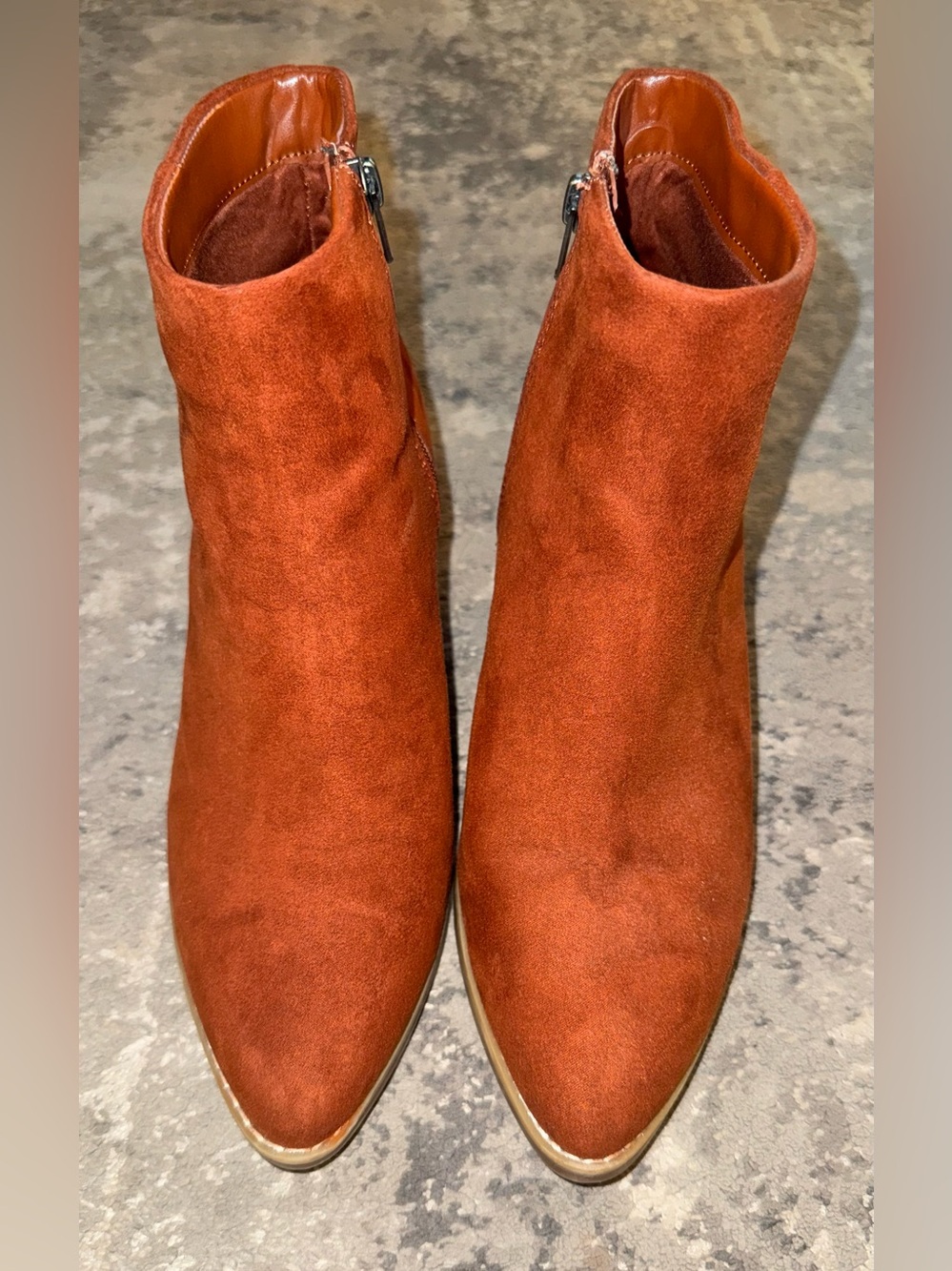 Universal Thread Rust Suede Ankle Boots with Side Zip EUC